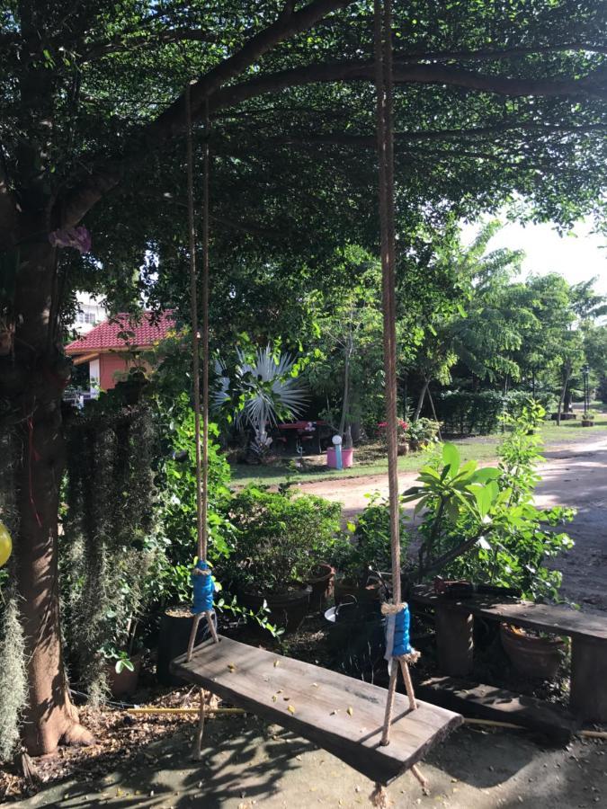 บ้านสวนสุขใจรีสอร์ท ชัยภูมิ ภายนอก รูปภาพ